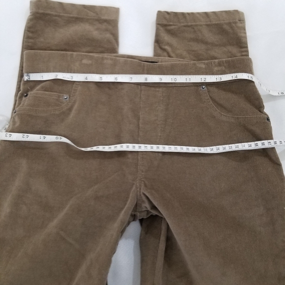 Reaction by Kenneth Cole Brown Corduroy Pants size 8 - Picture 8 of 12